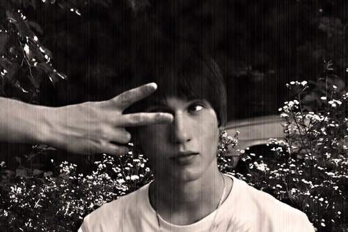 __Zk__'s profile picture. Howdy, all

I'm Zk 

Art is my brother, music is my sister

Singing at karaoke, trading and making  photos on the go! 

https://t.co/IjBix711z7