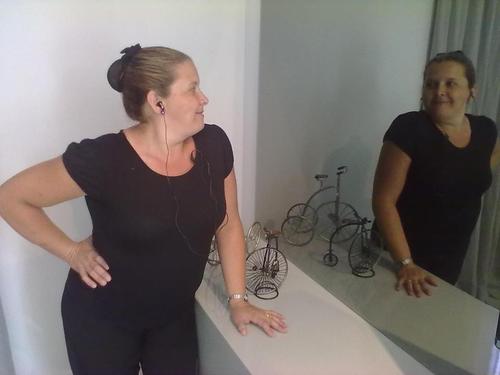 Escorpiana, ciumenta, sincera, amável & Feliz por ter uma Família Maravilhosa  #Deus acima de tudo :) http://t.co/U1b7gmxq