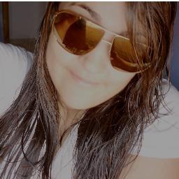 euteamo muito MINHA melhor amiga linda & de mais NINGUÉIM ♥ 
                  (...) nada em troca dessa união ♪ =) p: sua b.f @_tainawaleskas2