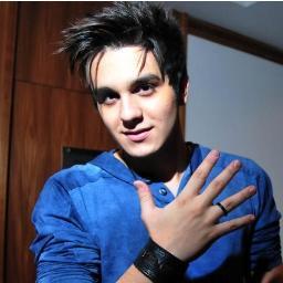 Since: 20/07/10 -- Donas do FC: @_Heelleen,   @luci_ls,   @CarineOsmar    e   @Giislaiine_r 
Dedicado ao cantor:   @luansantana !' Follow - me ? :3