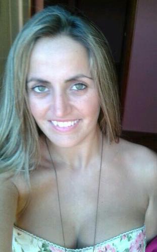 Hay que vivir la vida como mejor podamos.
Maestra de Educación Primaria, de Religión y Licenciada en Psicopedagogía