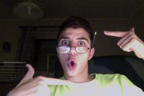 Official Dannekaka. 
http://t.co/Ki8PVf1M7N
Instagram: Dannefloosh.
Follow me, I'll follow back!