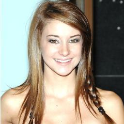 AlcianaHay's profile picture. Living Young, Wild, and Free.

Just ask to Follow Back