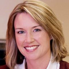 Real estate admin professional, best practices & customer service advocate, community supporter, recycling guru, cyclist & dancing queen.