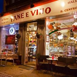 Specialists in Italian and continental food and wine.
                                        Tel 0141 638 7675