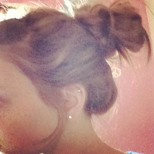Hey!! I made this account for funny, happy and inspring tweets about life, love, and girl things. Please Follow!! :)