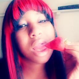 MissReddddddd's profile picture. 