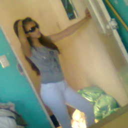 en flores naci,en espinas morire, pero a ustedes queridas amigas jamas jamas las olvidare 
@Lamely_178  @La_fisgonsita