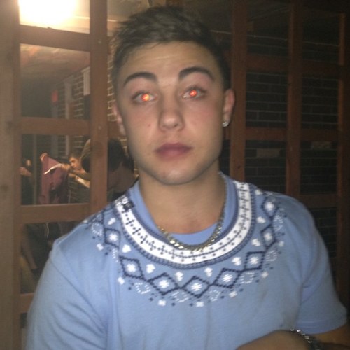 Hull_Boi's profile picture. cool story bro, needs more dragons n shit tho some dudes marry dudes #GetOverIt