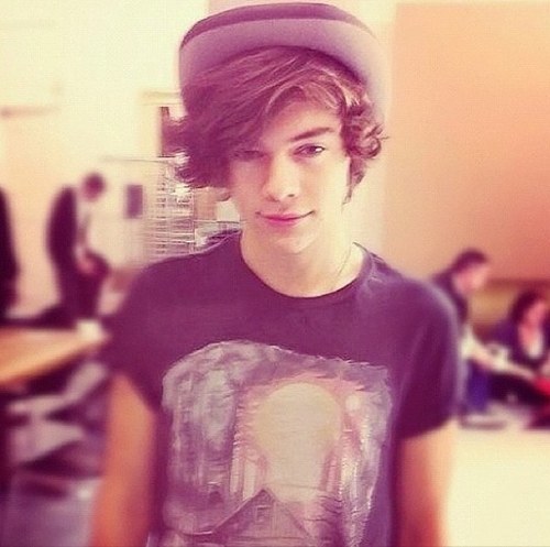 Vas Happenin' Boys?! :) Follow me I follow back! :) Proud Directioners all the way ∞  ~ Yep I respond when I hear One Direction like its mah name.