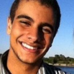Poli sci/SCPA student at Concordia University. @Linknewspaper copy editor. @FlagPlus Division 4 writer.