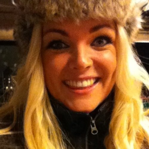 Proud German, living in Hamberg :) I work in tech and I love to read!