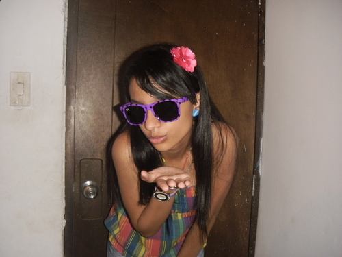 soy amable me guzzta zalirr
