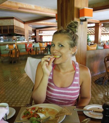 GabbyRoseRuns's profile picture. A blog dedicated to total body health and fitness