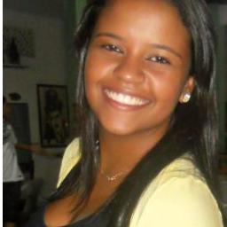 Beije. Ame. Brigue. Sorria. Sinta. Grite. Chore. Faça amigos. A vida só é uma e passa rápido, pare de deixar pra depois. ;D