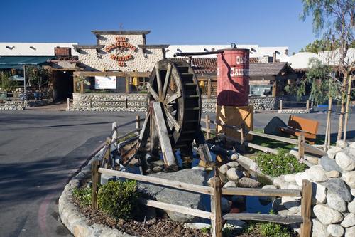 Located at 1020 San Marcos Boulevard, Old California Restaurant Row is North County's largest dining and entertainment experience.