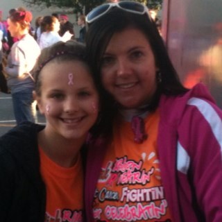 nikkicupp75's profile picture. 