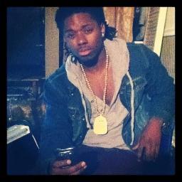 So_SoAnd_So's profile picture. You otta love me or leave me alone... art is my life #TeamLimitless #Teamfollowback #TeamDreadHead