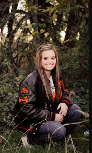 17. Senior.Fastpitch. Slowpitch. Cheer. Davenport.
