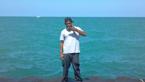 Young nigga with to much on my plate no time for b.s.....#stay low