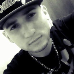 Carlos Depaz 
currently staying in Compton
19 years old
Single. hmu (;

INSTAGRAM: Sikro22