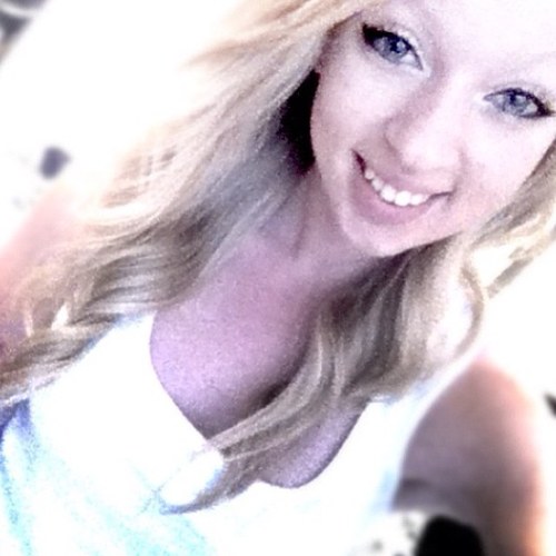 britttneeyyy's profile picture. 18.CSUF.Pre-Vet.Taken. I live on my own. Chasing my dreams.