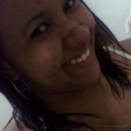 Operadora de Telemarketing, 20 anos. Gosto de viver cada dia com intensidade e sou muiiito emotiva
#Pisciana!!!
http://t.co/jFdCKpDu