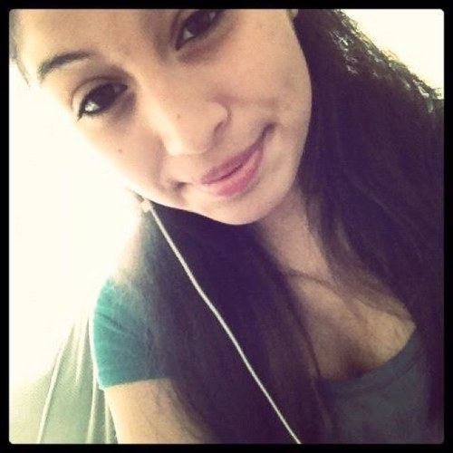 # TEAM LATINA
# TEAM TAKEN 
# TEAM BARCA
# IN LOVE 
#11/1/12