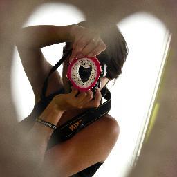 makrodann's profile picture. Sensata, Sensible. Amante de la fotografía y publicidad.