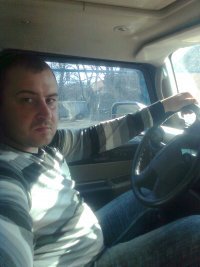 Мусор перспективней убирать там , где сорят деньгами , а не словами.