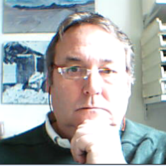 DomusAlbertus's profile picture. Leeft circa anderhalve meter naast de werkelijkheid.