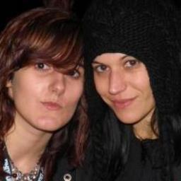 poisonouspeach's profile picture. Born in London, raised in Essex and currently living in Kent, I'm a girl with an artistic flare, I sing, write and draw in my spare time.