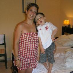 Devlins33's profile picture. loving my life and the direction its going in. no dramas..no hassle..just happy times