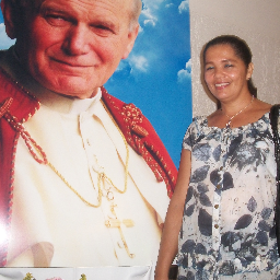 Nací en Valledupar Cesar el 30  de octubre de 1959, bachiller del colegio nacional la salle del municipio de florencia, Zootecnista de la Universidad Nacional