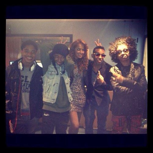 French Twitter account source about our favorite boys, Prodigy, Princeton, Ray Ray and Roc Royal - Mindless Behavior. MB follows. #1 Girl is now on stores!