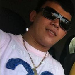 Me Conhecendo Pessoalmente Saberás Melhor!!! Trago Deus no coração e vou seguindo a minha estrada ♪♪ ♞