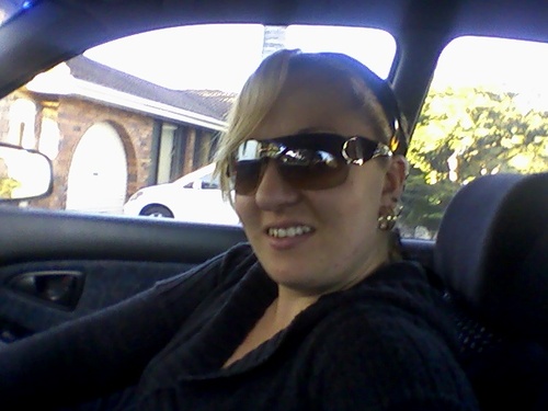 nikita_kat's profile picture. 