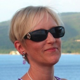 Hello kindred spirits! I'm Creative Director at Lunar Blue Designs & founder of youintheworld, a place for spiritual renegades. FB: http://t.co/l1AOUj2V