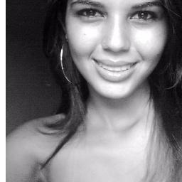 - Nāo tenho explicações a fazer. Quem sabe de mim sou eu, e quem sabe de você é você. 'Follow me(: