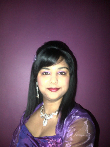 Am I really supposed to describe myself? How shallow… Well, I'm everything you're NOT ..... the bad stuff too. LOL!