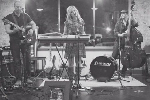 i make music. http://t.co/q3ZYDqnCuz
Illinois -- Nashville