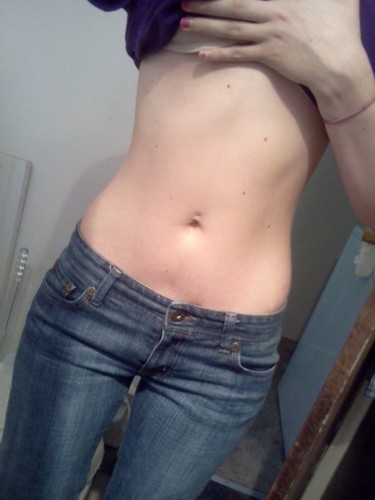 Avi is me. 21. 5'1. HW (pregnant) 156. HW (not pregnant) 132. CW 115. GW1 110. GW2 100. UGW 90. I was 97lbs, I need to be thin. #thinspo