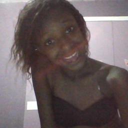 No matter what do happen just smile :)
-Não importa oque aconteça apenas sorria :)