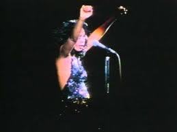 darrensnell38's profile picture. Supermarket worker donna summer 70's and 80's music and horror film fan I follow @jacobb because he's cute 25C5E340