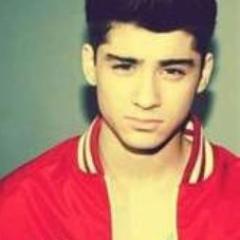 Follow @MarianneEgt , je follow back avec ce compte! ♥
Je vérifie !