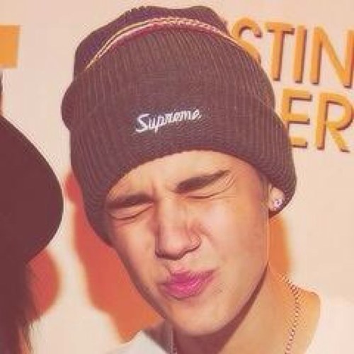 Ele me ensinou a dizer Never Say Never,e por isso nunca desisto dos meus sonhos. Te amooooooooo @justinbieber / Since: 03/02/2012