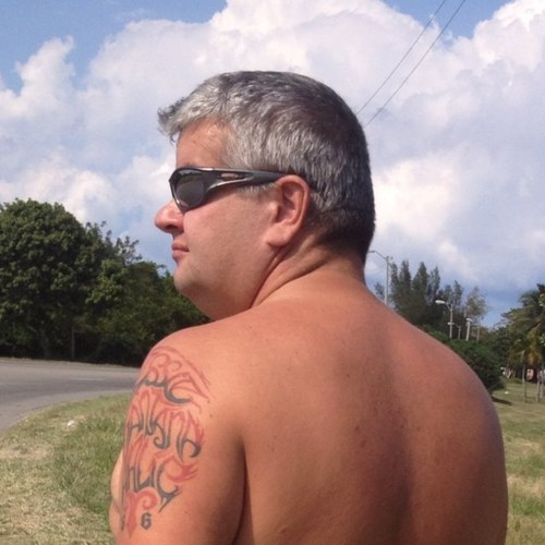 69FASTBACK's profile picture. 