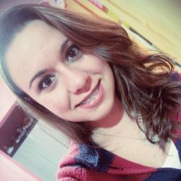 ∞ Não se importe com o que vão pensar de você, faça o que você quiser e procure apenas a sua felicidade.
