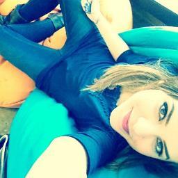 Una gran familia de Fans, unidos para Apoyar y Entregar lo mejor de Nosotros a la mejor chica @sherylrubior28 Amamos su trabajo y queremos hacérselo saber!