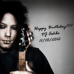 Brazilian Fan Club Dedicated to the Best Guitarist of the World @DjASHBA Since : 29/11/11 
Dona: @ThamyRodriigues Administradora: @cynthiah_nunes